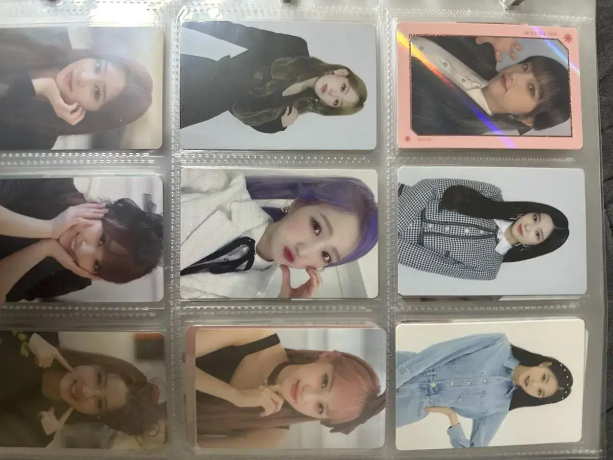 IZ*ONE photocard sells the set