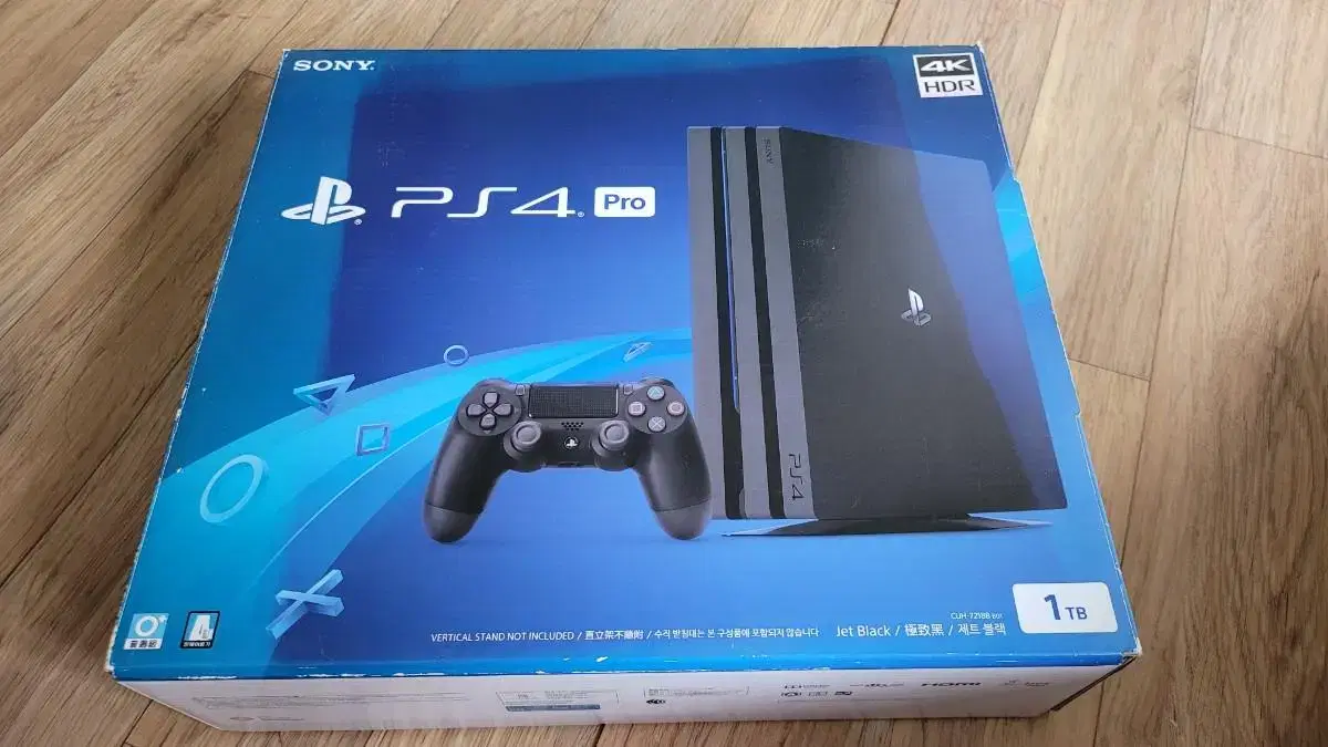 PS4 PRO 7218B 1TB 판매합니다.