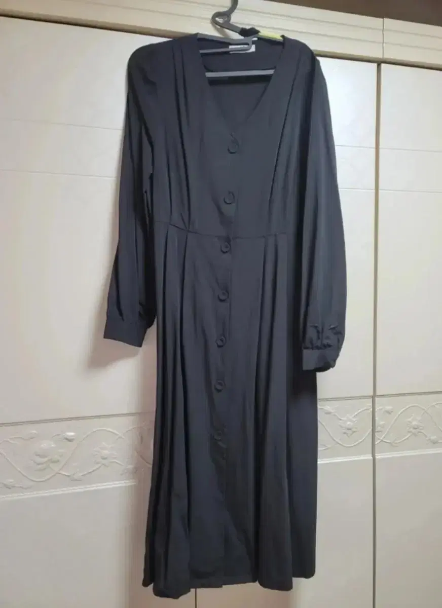 Women's long dress