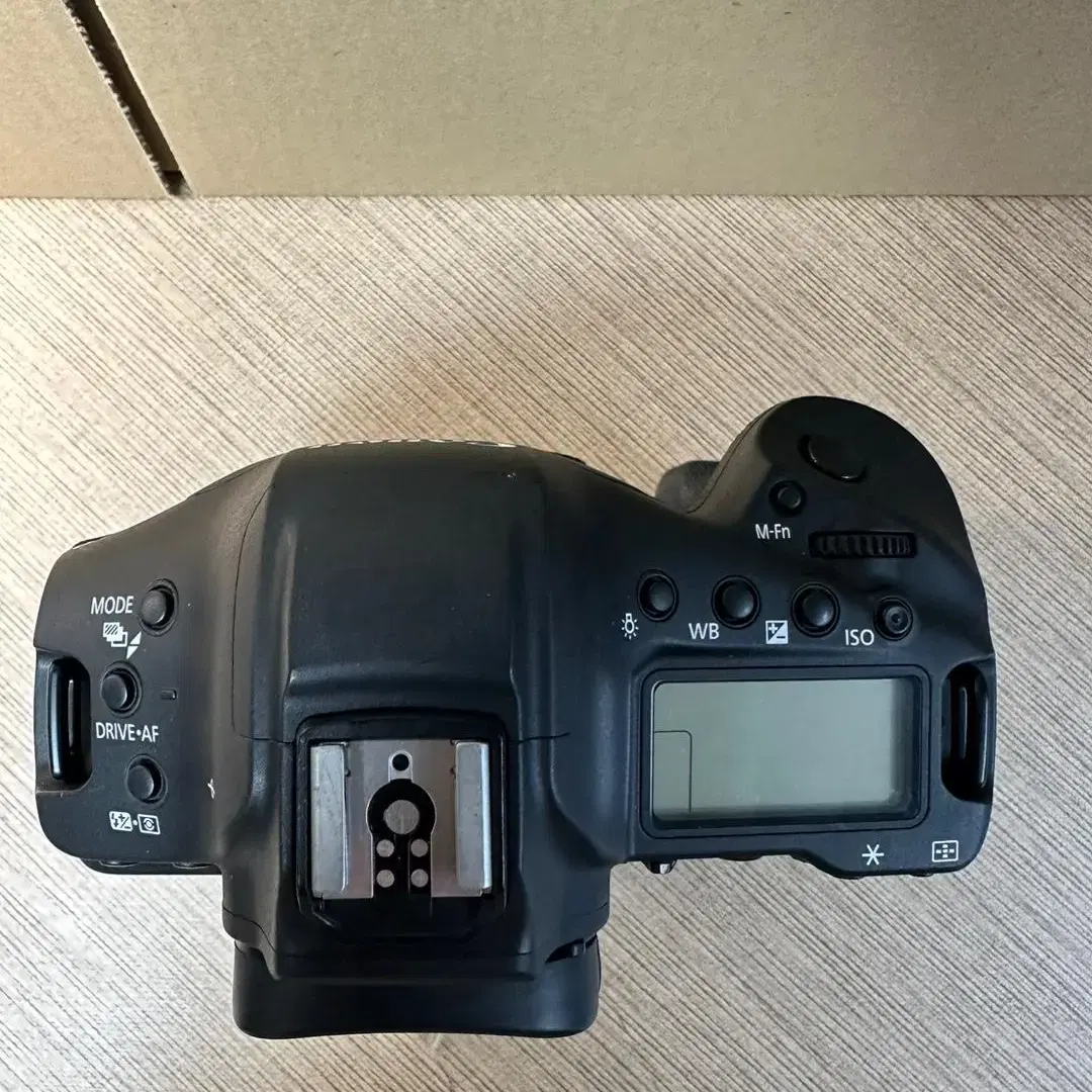 캐논 EOS 1D X Mark III