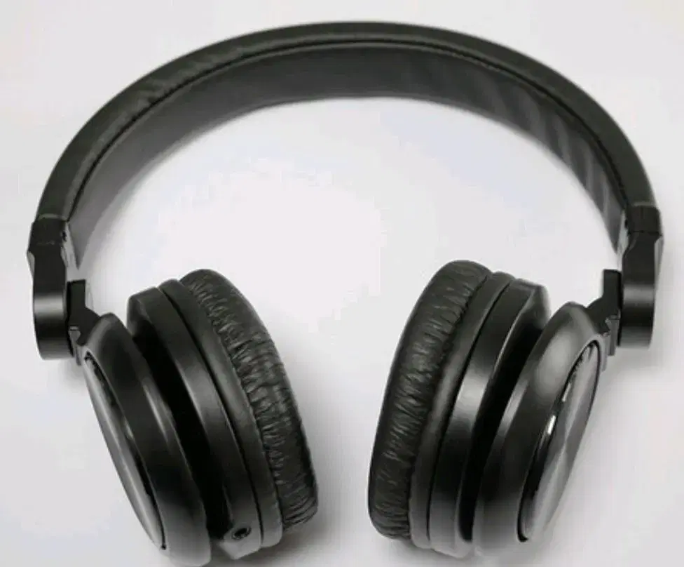 iRiver C-type Bluetooth headphone