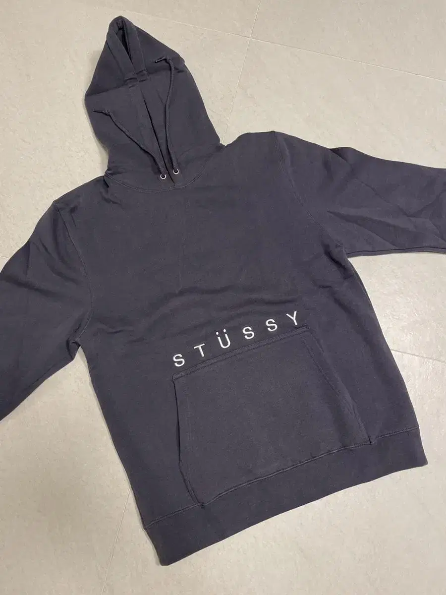 [L] Stussy Hood