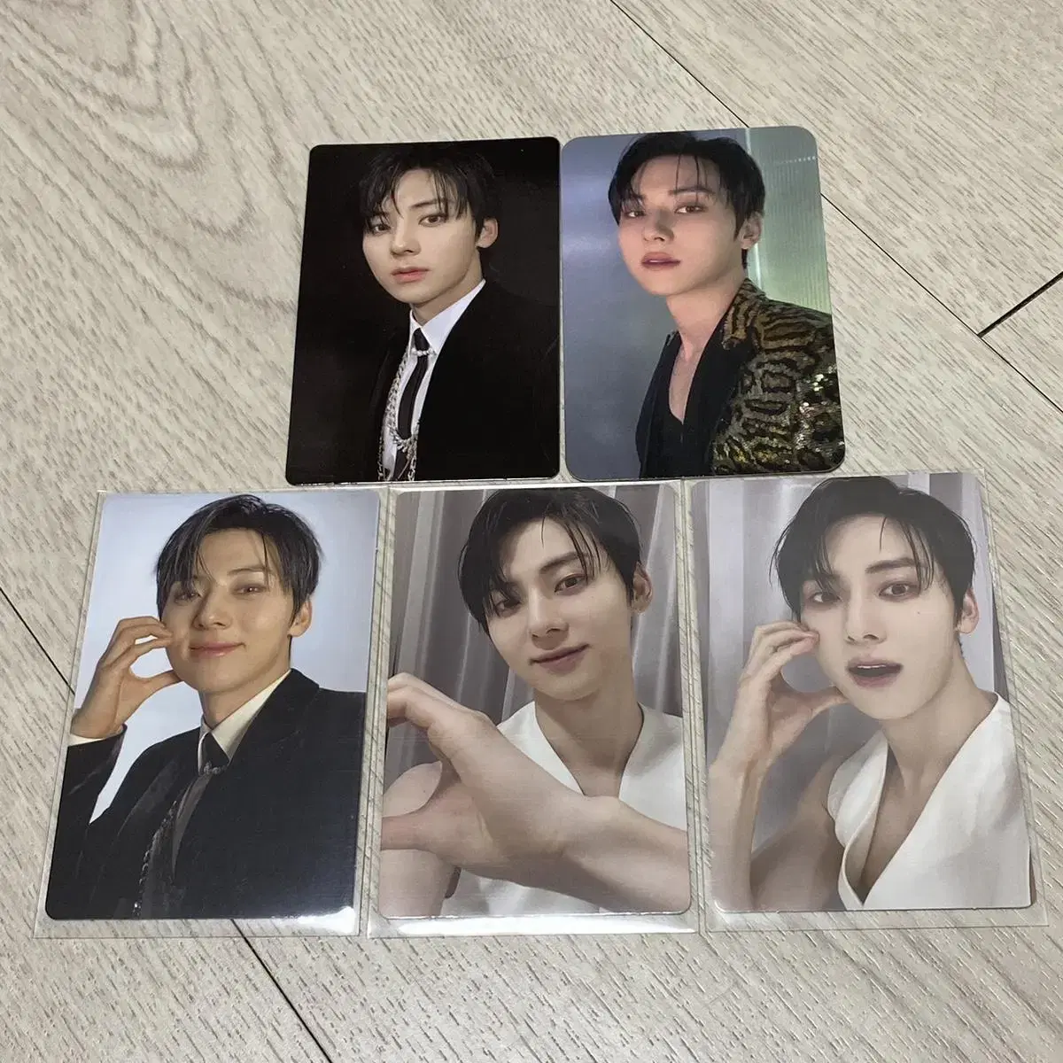 Photo kard by Hwang Minhyun photocard WTS