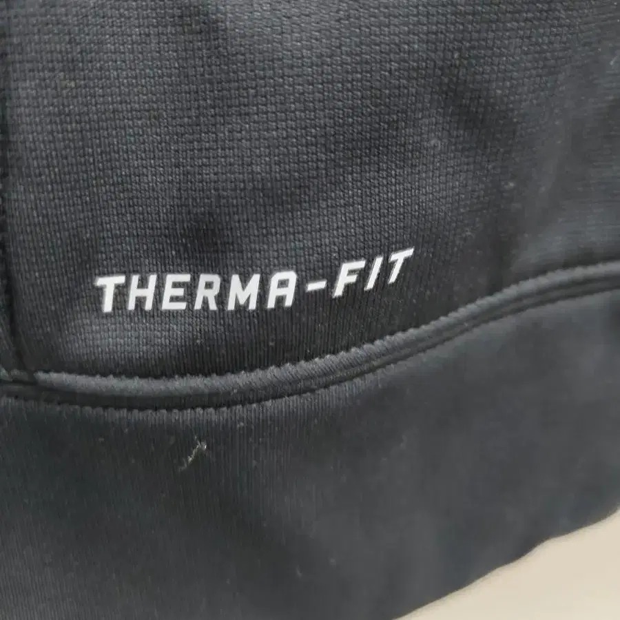 M)나이키 THERMA FIT 후드집업 팝니다