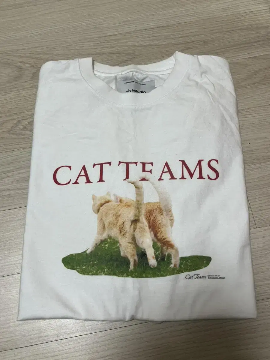 비바스튜디오 cat teams tee(white)