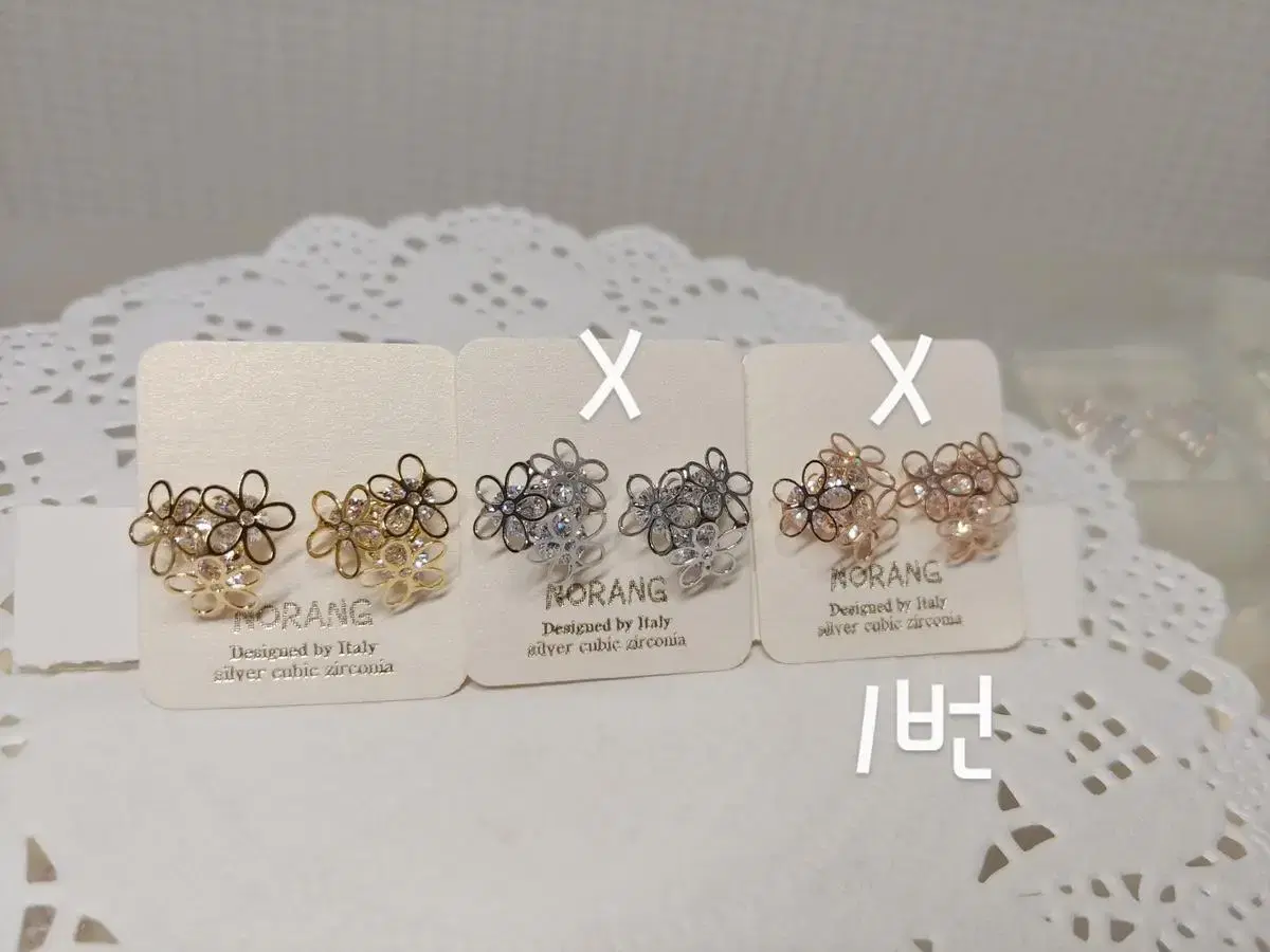 10 types of earrings (store clearance)