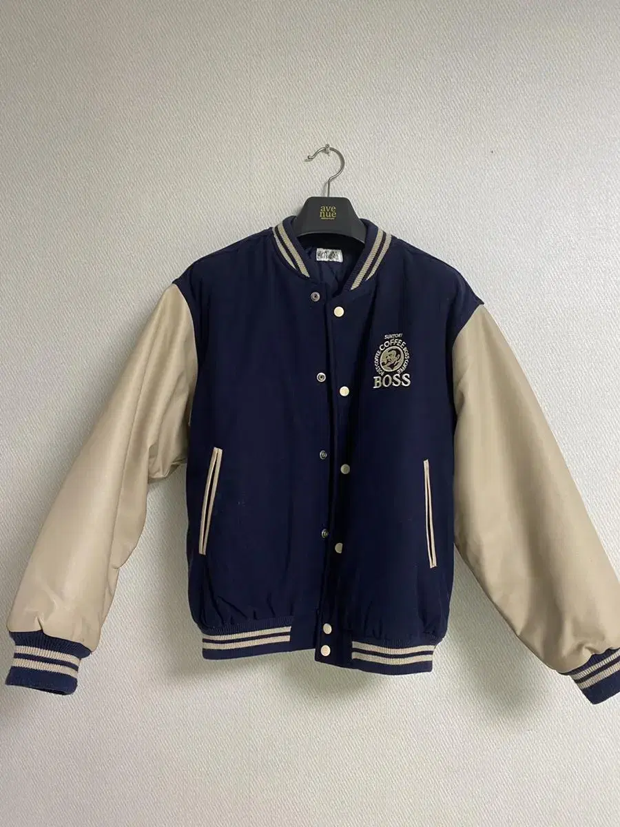 Suntory CoffeeBoss Varsity