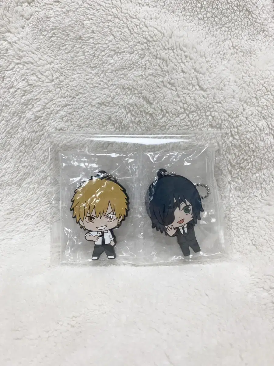 [unsealed bulk] Chainsaw Man Gacha keyring Tenji, Himeno