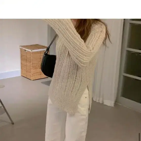 opening slit knit