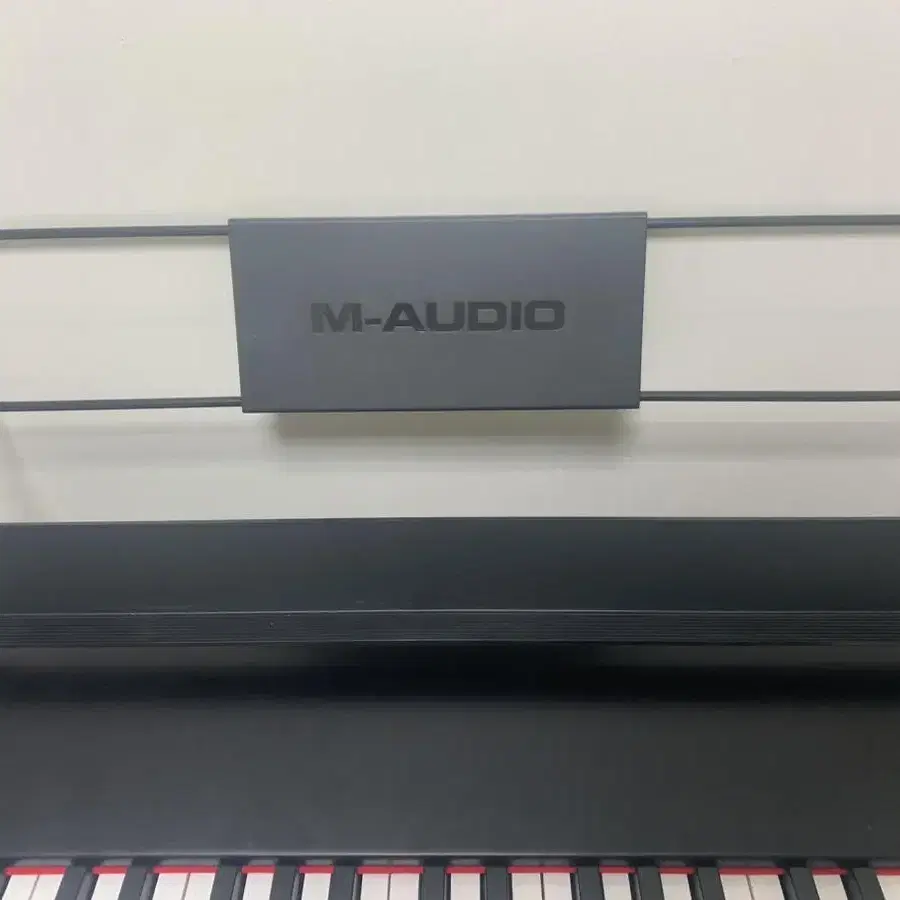 M-Audio 88 해머 건반