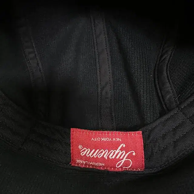 SUPREME 21FW Windstopper 슈프림 이어플랩 캠프캡