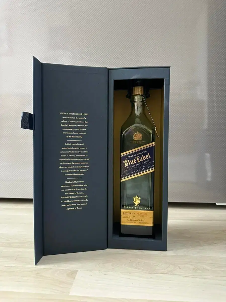 조니워커 블루라벨 750ml 태국 수완나품 면세점 공병 | 브랜드 중고거래 플랫폼, 번개장터