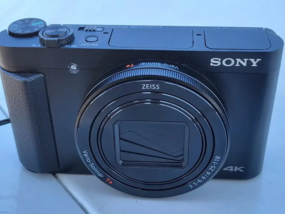 Sony DSC-HX90 Optical 30x Zoom Compact HX99 HX90V