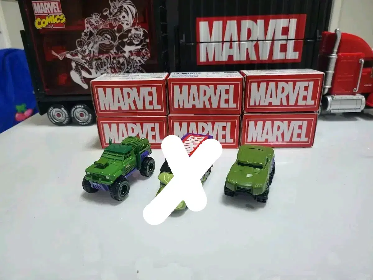 Tomica Hot Wheels Hulk