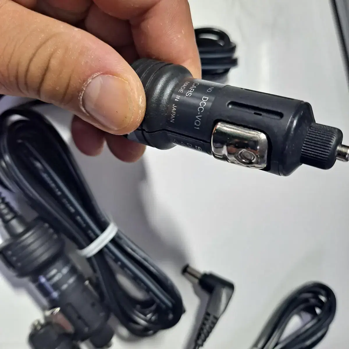 SONY CAR BATTERY CORD DCC-VQ1