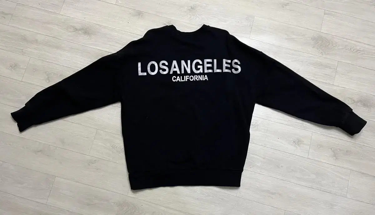 Los Angeles Long Sleeve Tee