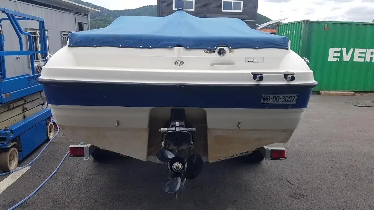 Bayliner Cuddy212
