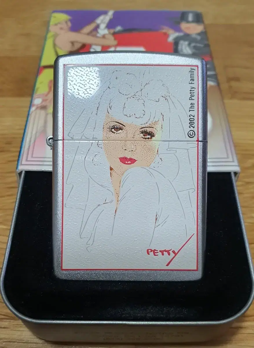 2002년 zippo lighter Petty Girl 시리즈 지포라이터