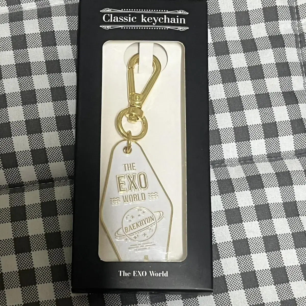 Exo baekhyun Hotel keyring WTS