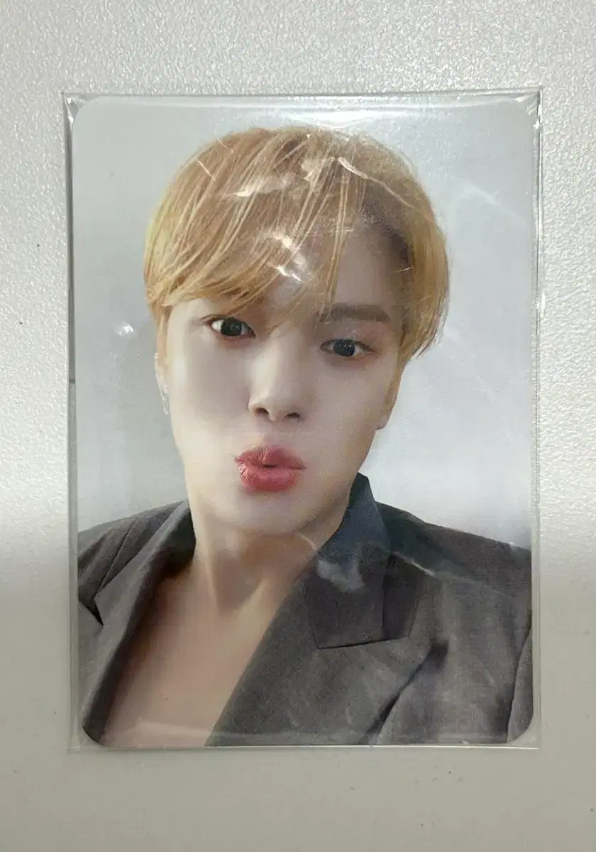 Minhyuk Lovekilla photocard WTS