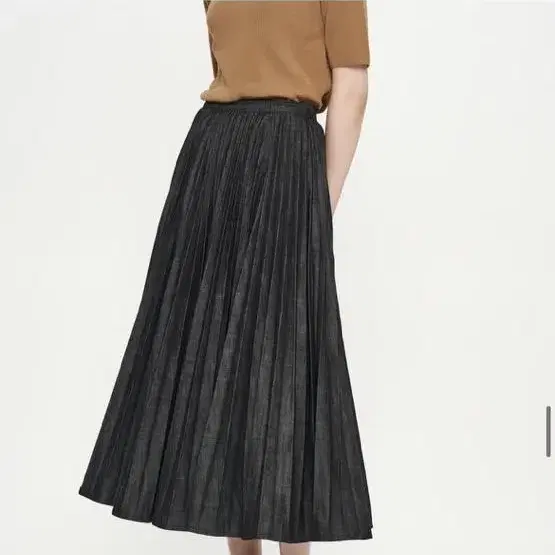 샵레디투웨어 r2w 제롬 데님 스커트 jerome pleated SK