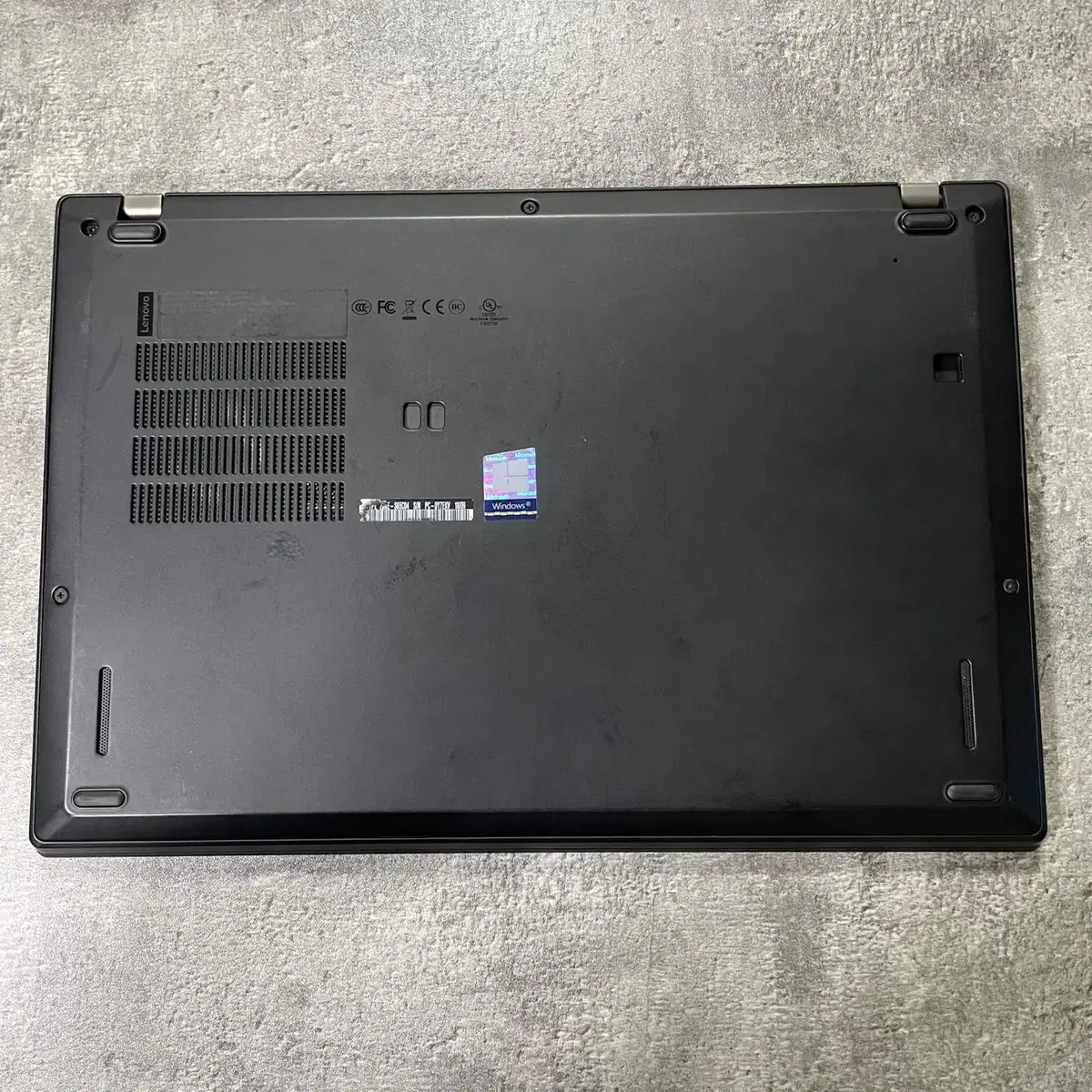 Lenovo ThinkPad X280 판매합니다.