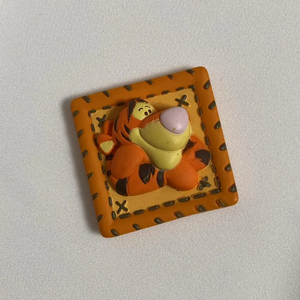 Vintage Disney Winnie the Pooh Tigger Magnet