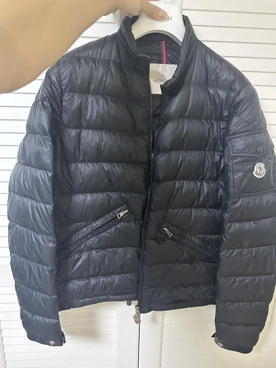 Moncler Lightweight Padded Agay