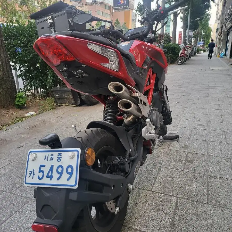 21년식 베넬리TNT125 1300km