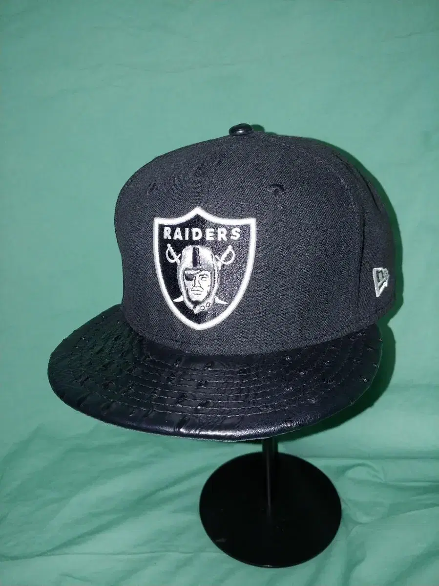 newera raiders 스냅백.뉴에라 레이더스 악어가죽느낌챙