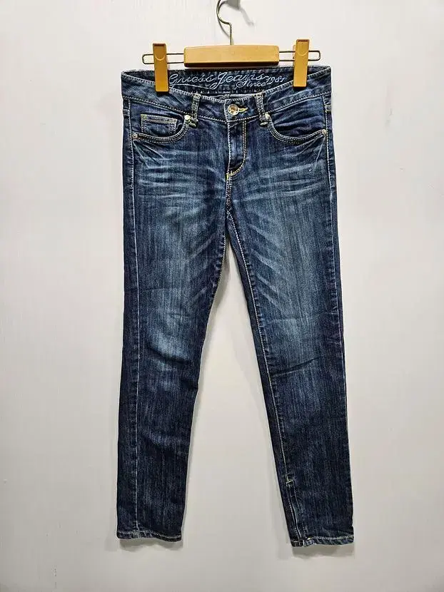 Gess Jin Blue Washed Skinny Jeans Women's 25" / 331827