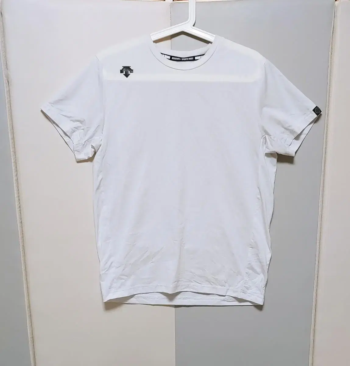 [L] Descent Round Vahn Tee White294