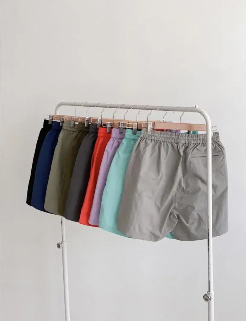 Unisex nylon short pants