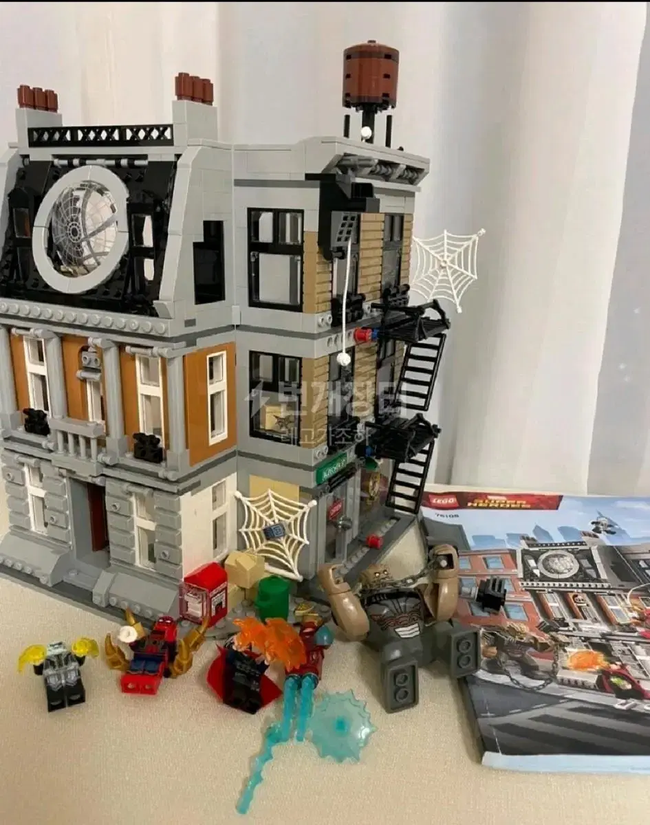 LEGO Avengers Doctor Strange's Sanctum Showdown 76108