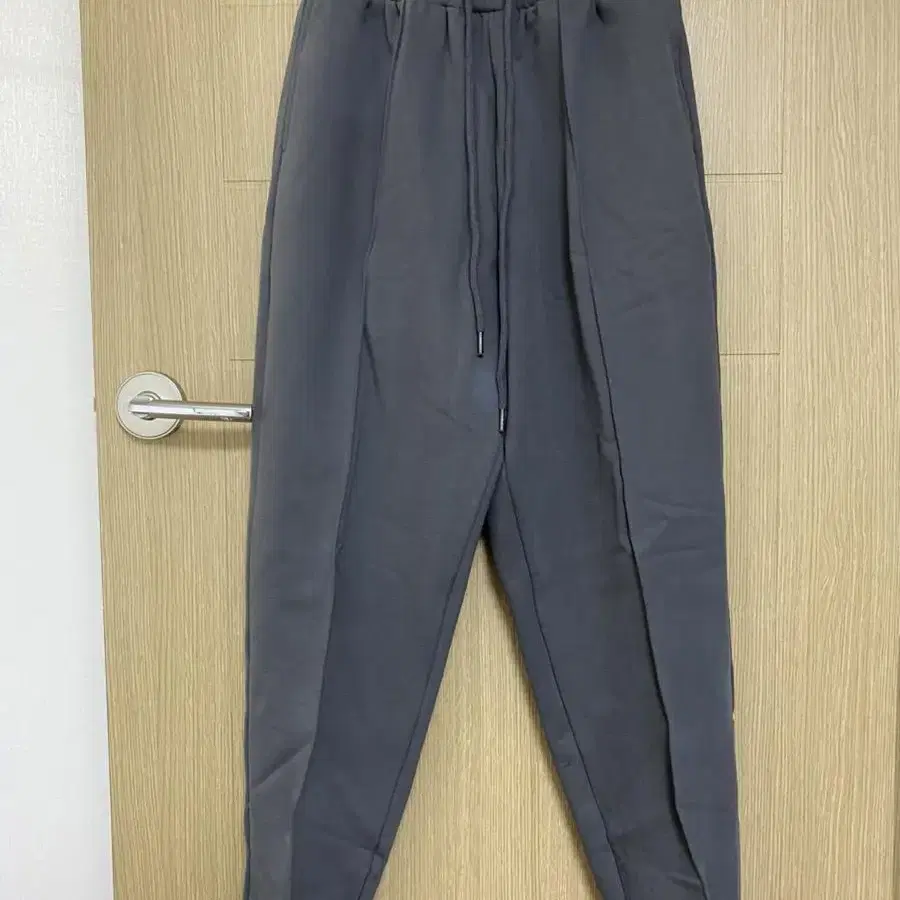 (새상품)마뗑킴 Matin Kim 조거 JOGGER PANTS