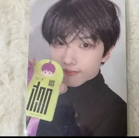 (WTS)Everland jisung Cardholder