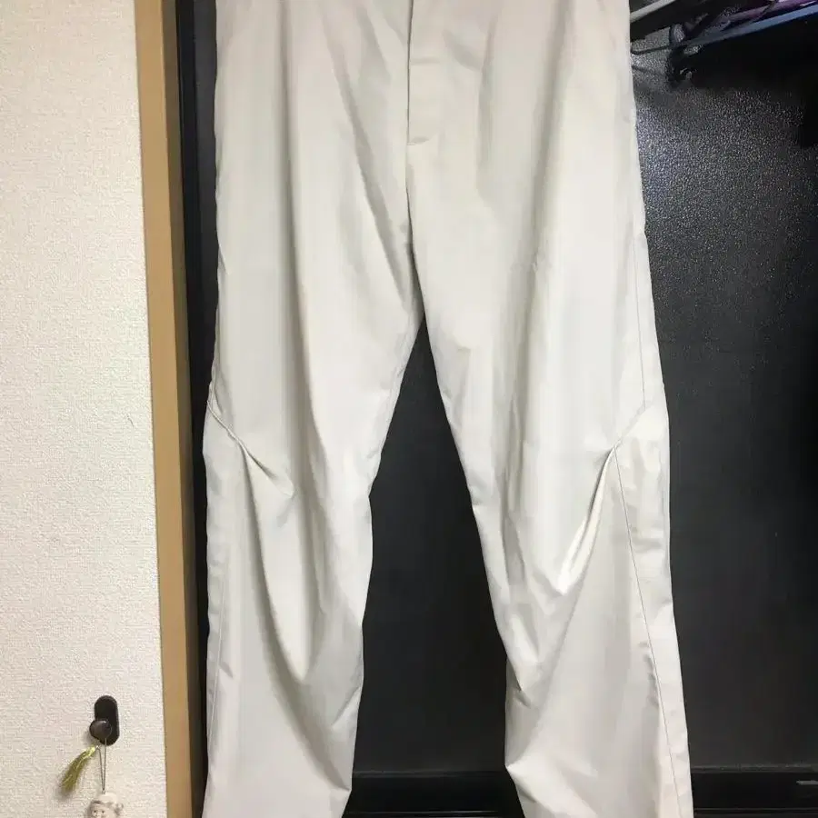 키코 코스타디노브 triple dart trousers