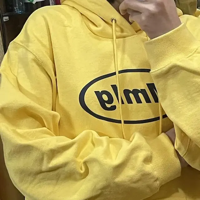 [Mmlg] MMLG HOOD (BABY YELLOW)