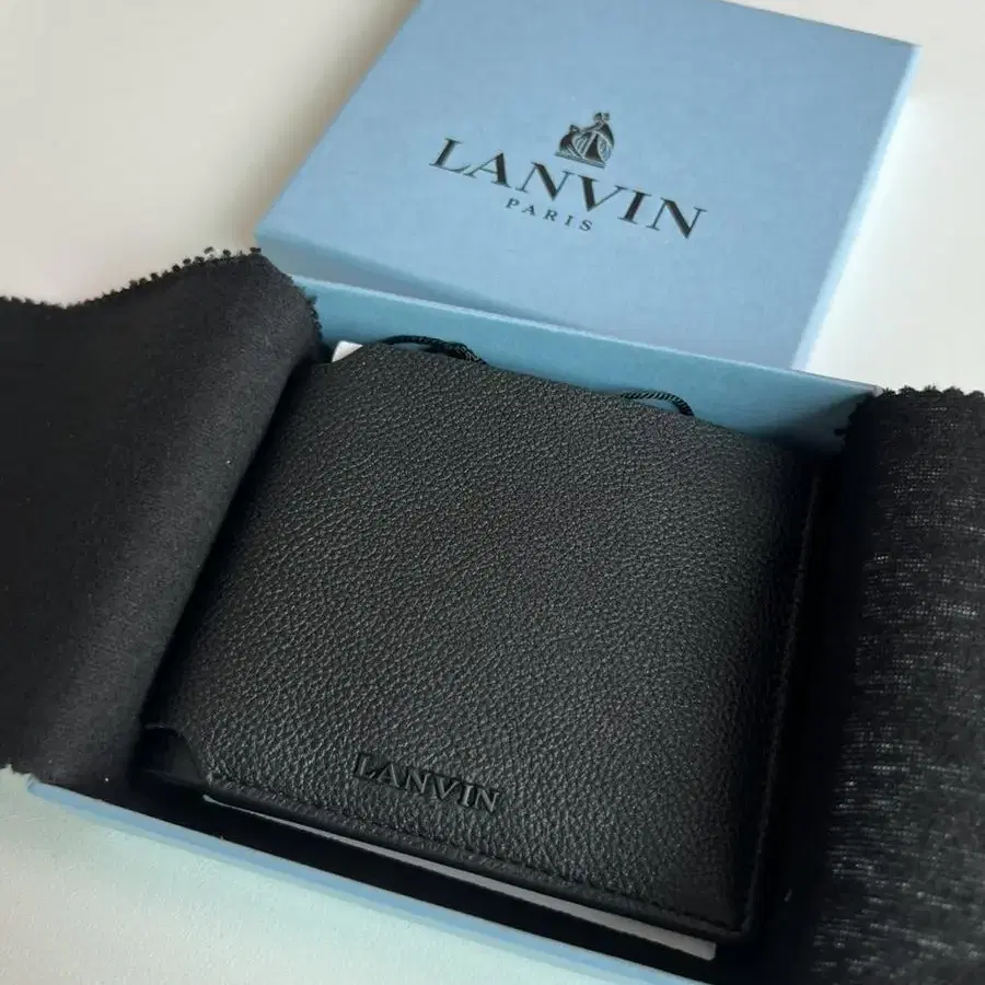 랑방 반지갑 새제품 Lanvin