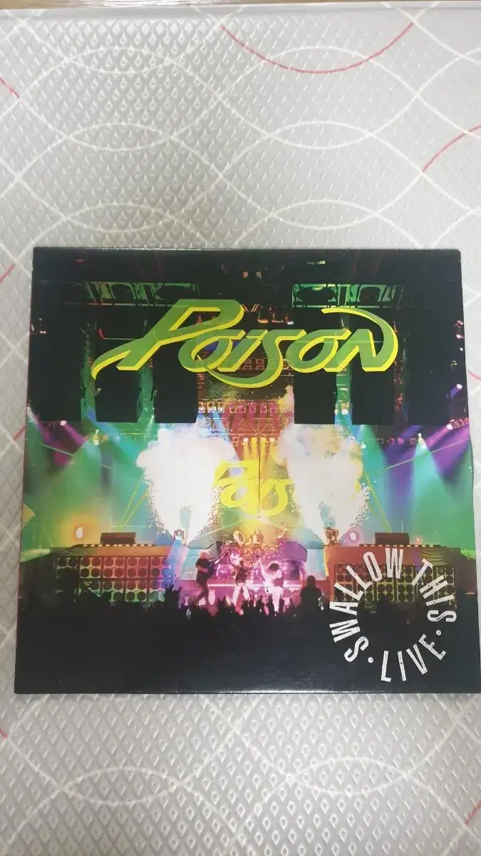 Poison(포이즌) LP