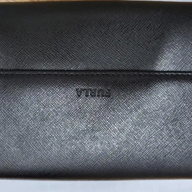 FURLA 클러치백 미사용 신품 판매합니다.