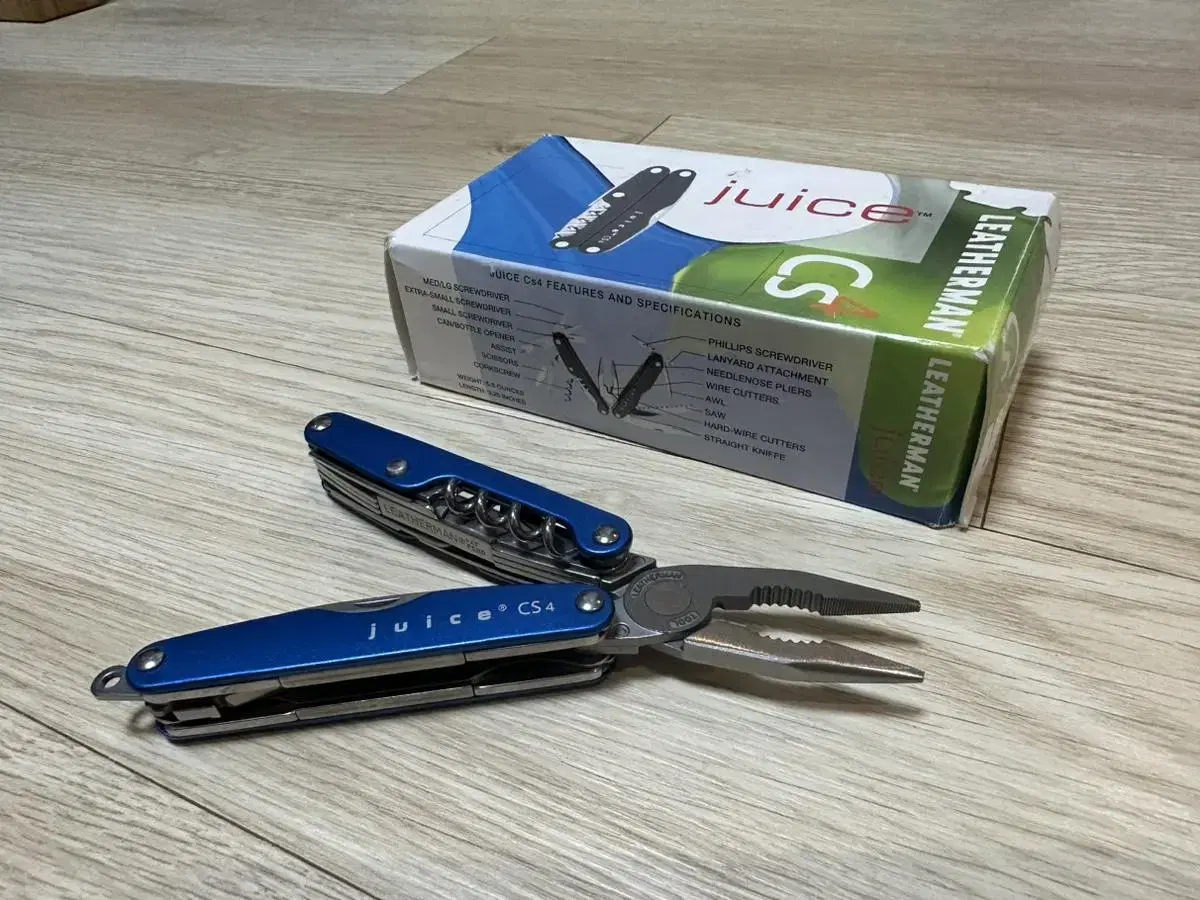 Leatherman juice CS 4