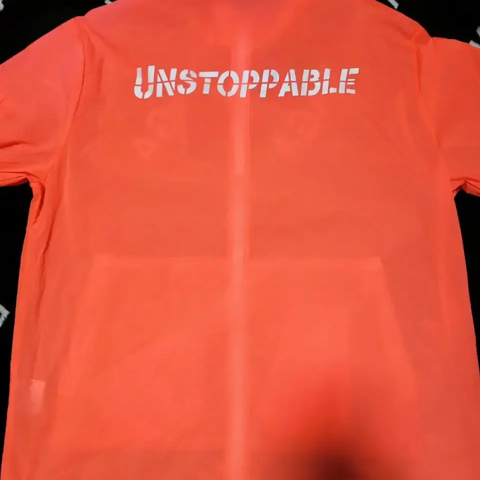 52) Unstoppable 윈드브레이커 바람막이 져지