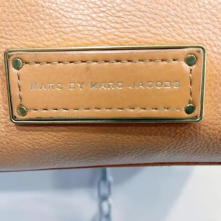 MARC BY MARC JACOBS 마크제이콥스 소가죽 토트앤숄더백