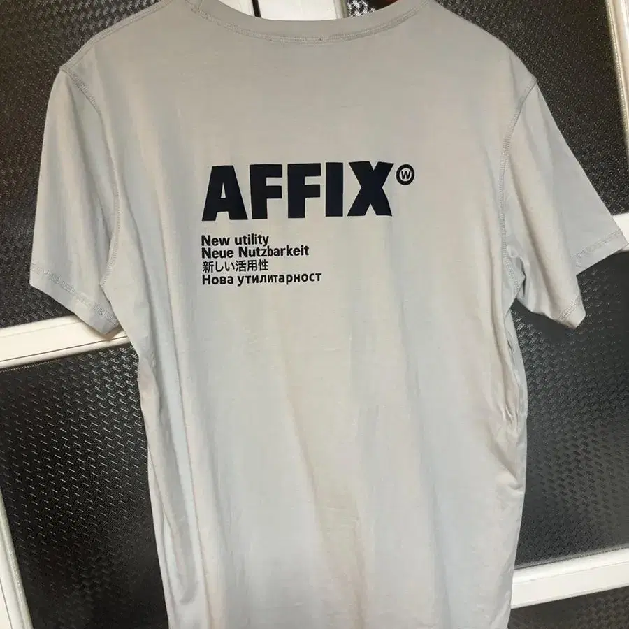 Affix  티셔츠