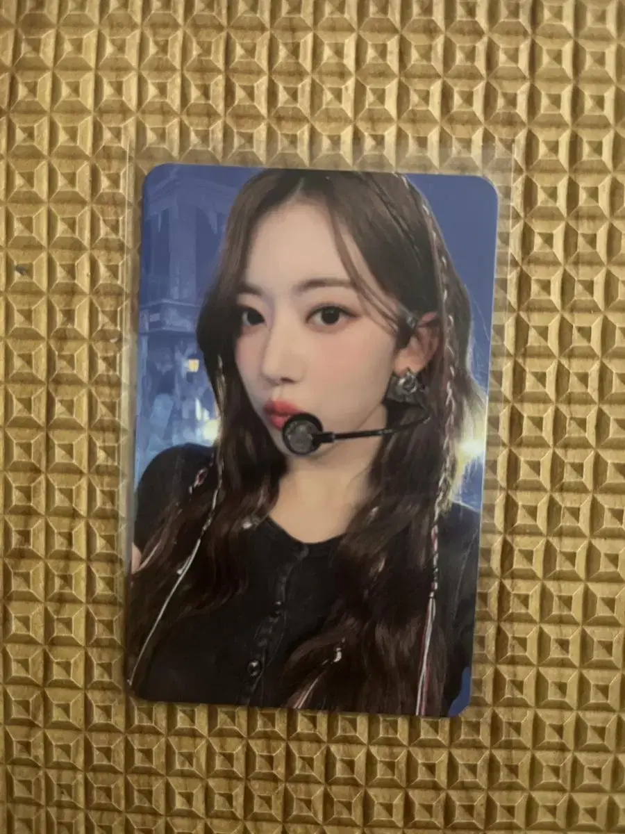 le sserafim sakura antifragile comeback show unreleased photocard photocard photocard