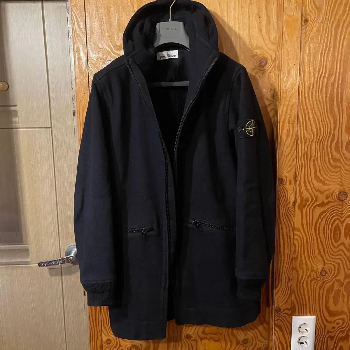 Stone Island pano special and wool hooded coat sell.