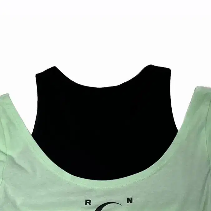 crank mint layered crop T