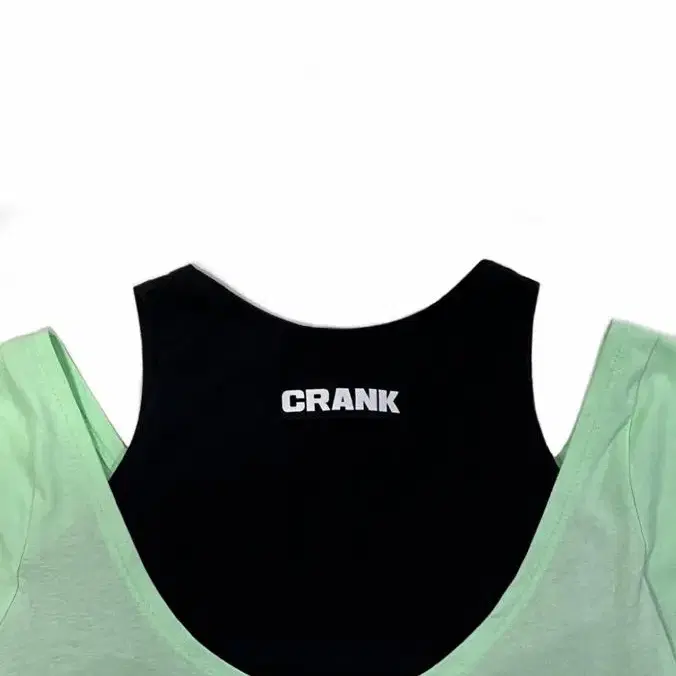 crank mint layered crop T