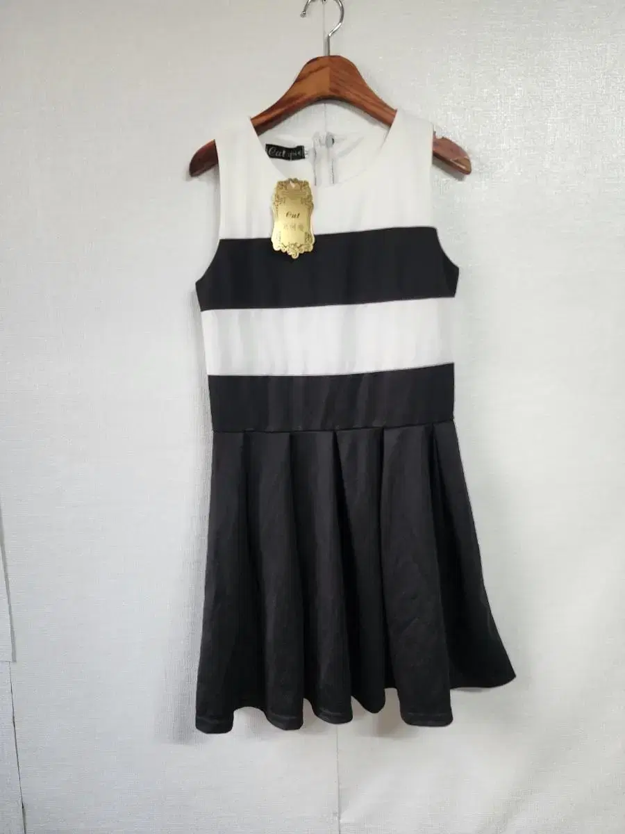 <55-66> New Products Goyeo-wang Sleeveless Flare Dress Nashi Dress ONEPIECE